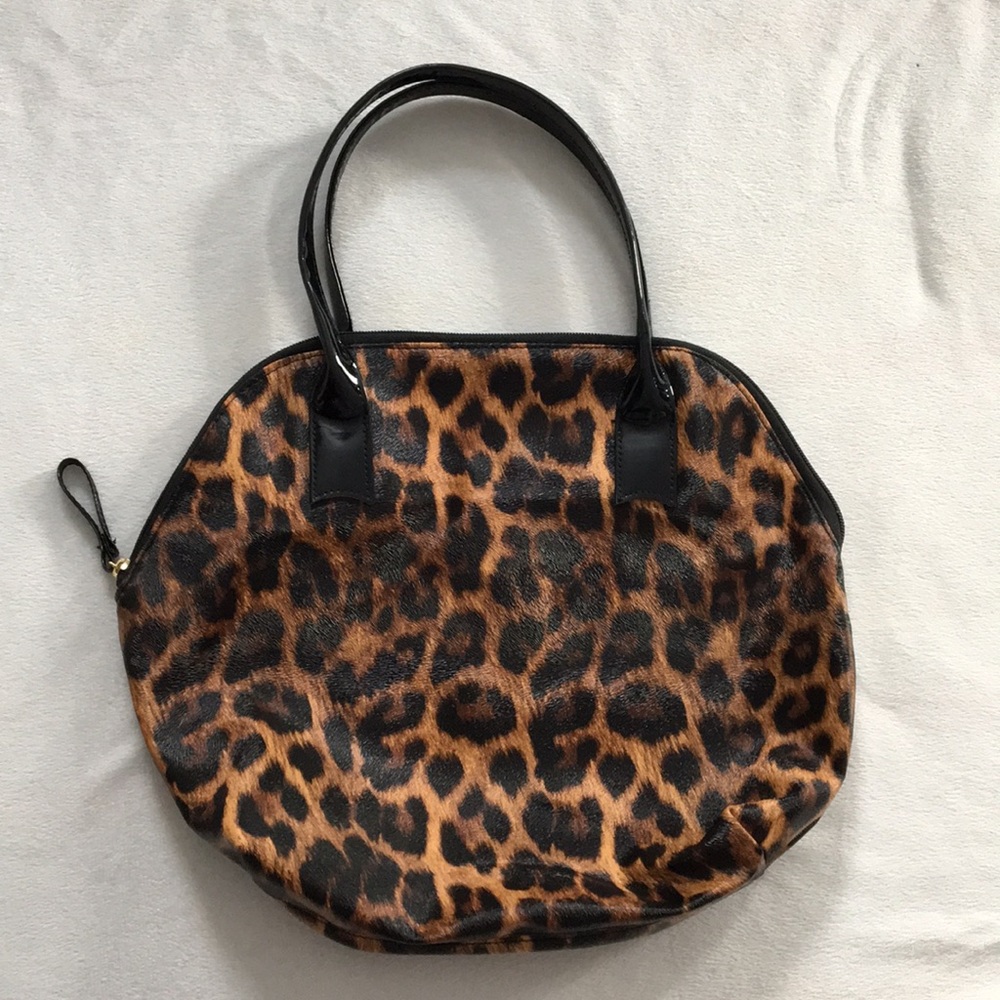 Elizabeth Arden Leopard handbag